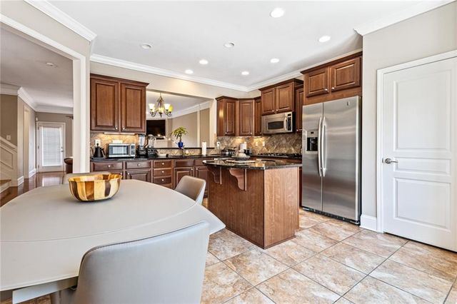 890 West Road, Atlanta, GA 30324