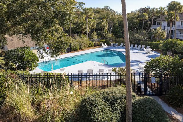 10 Lagoon Villas, Isle Of Palms, SC 29451