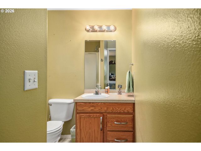 371 HOBSON St, Stayton, OR 97383