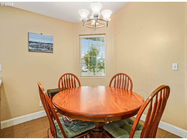 371 HOBSON St, Stayton, OR 97383