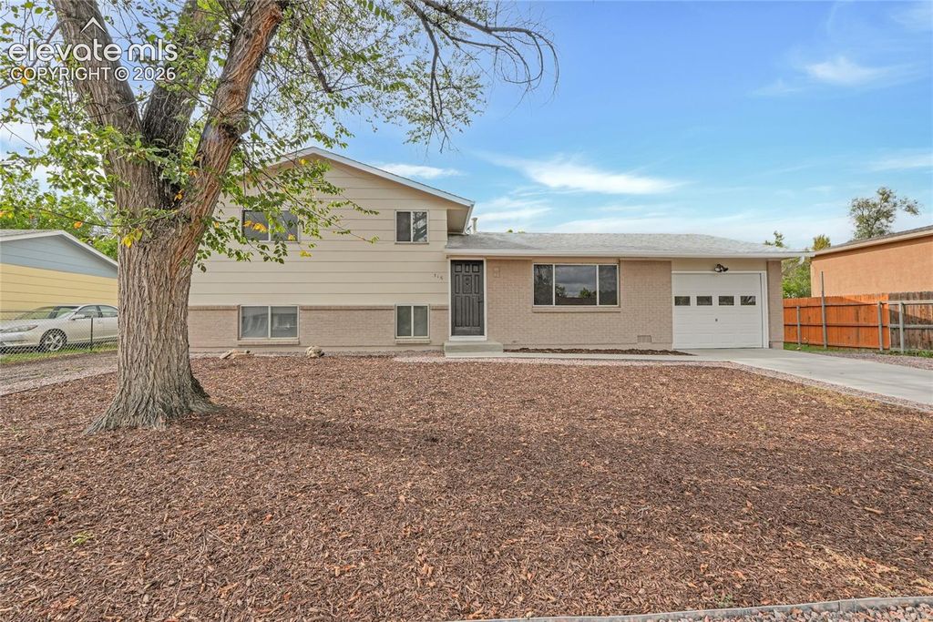316 Cranbrook Circle, Colorado Springs, CO 80906 — exterior
