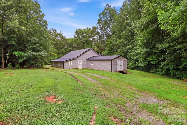 7925 Old Salisbury Road, Linwood, NC 27299