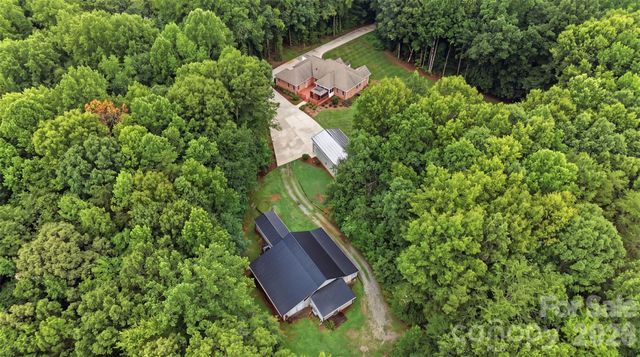 7925 Old Salisbury Road, Linwood, NC 27299