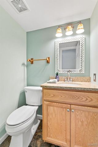 3927 Summerfield Parkway, St Charles, MO 63304