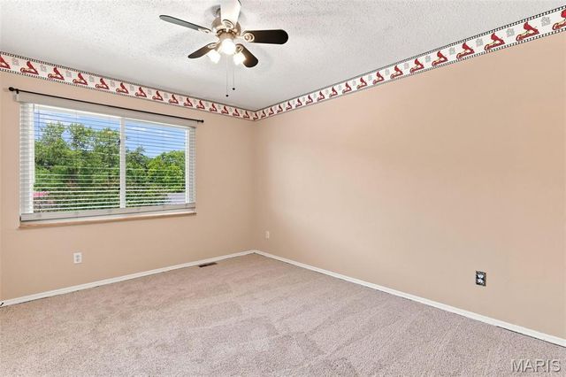 3927 Summerfield Parkway, St Charles, MO 63304