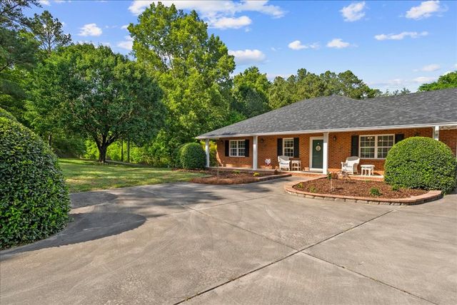 300 Pemotoma Way, Chatsworth, GA 30705