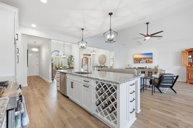 517 Sea Island Way, North Myrtle Beach, SC 29582