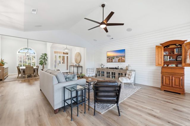 517 Sea Island Way, North Myrtle Beach, SC 29582