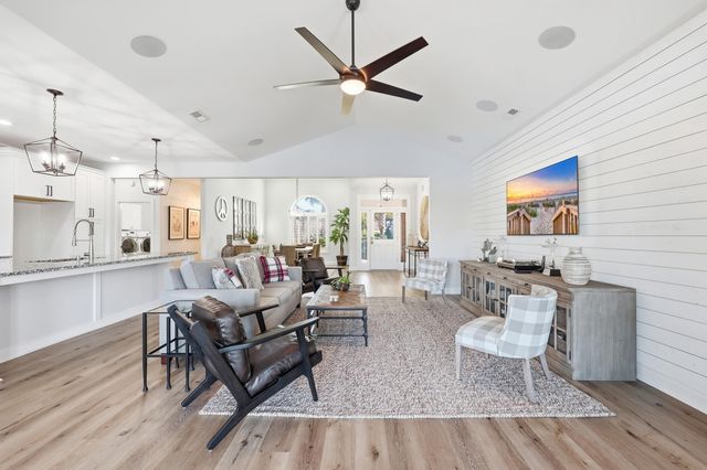 517 Sea Island Way, North Myrtle Beach, SC 29582