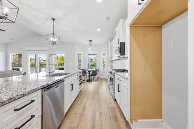 517 Sea Island Way, North Myrtle Beach, SC 29582