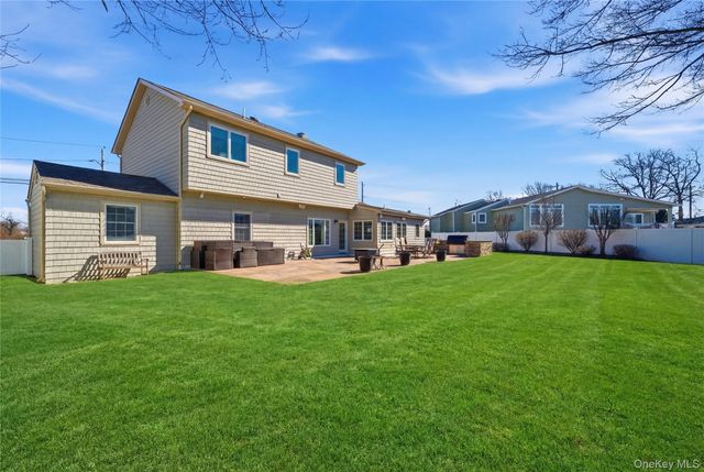 102 Peconic Drive S, Massapequa, NY 11758