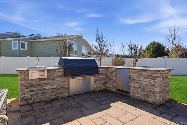 102 Peconic Drive S, Massapequa, NY 11758