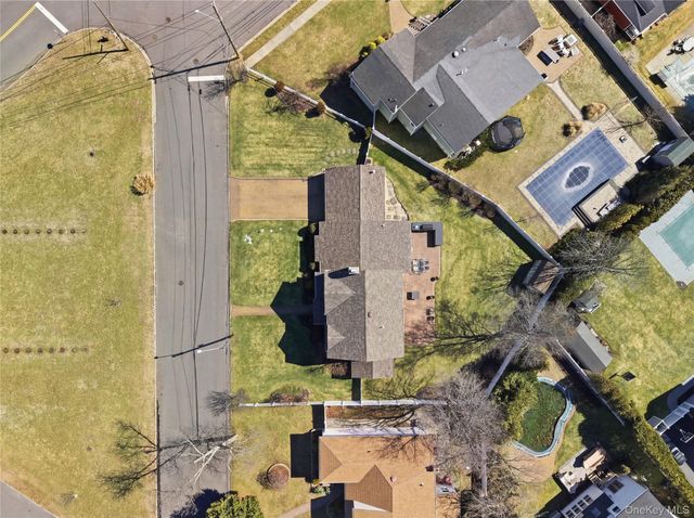 102 Peconic Drive S, Massapequa, NY 11758