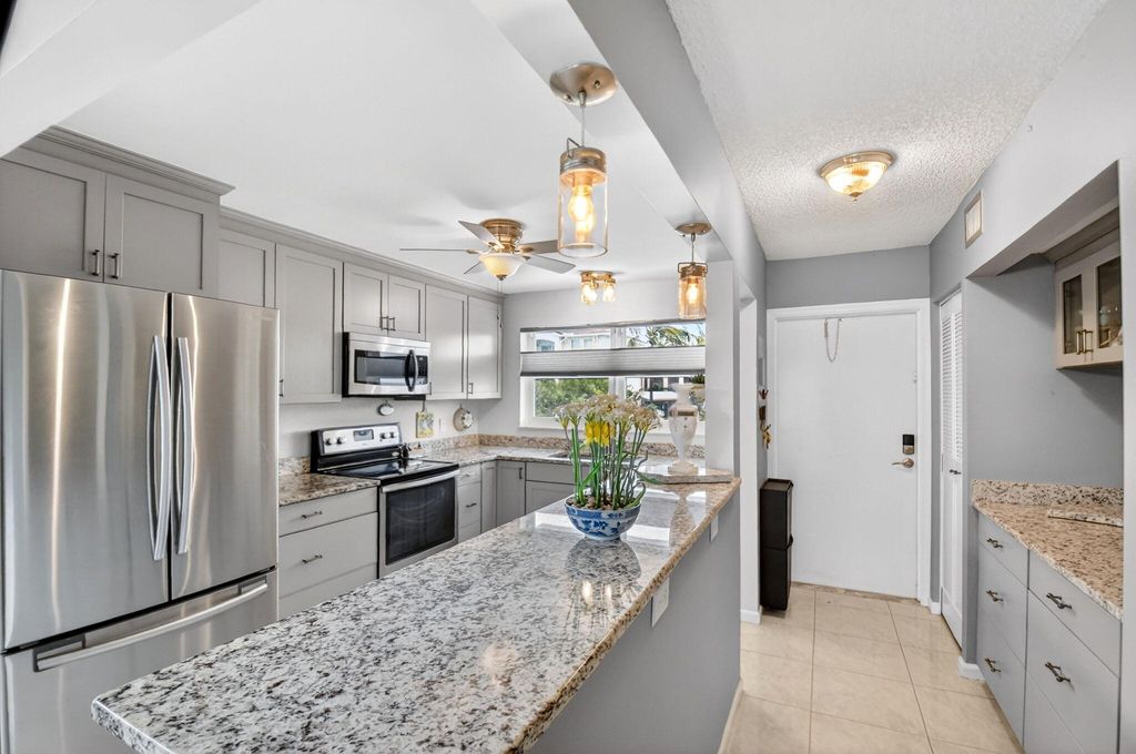 2016 S Federal Highway E309, Boynton Beach, FL 33435