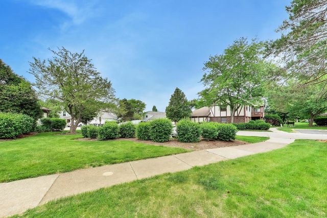 1264 WILLIAMSBURG Drive D1, Schaumburg, IL 60193