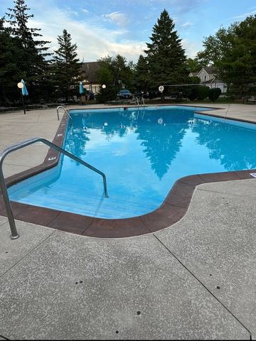 1264 WILLIAMSBURG Drive D1, Schaumburg, IL 60193