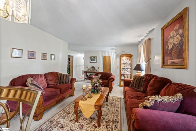 103 Manning Court, Greenwood, SC 29649