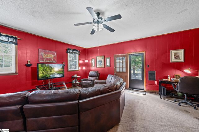 103 Manning Court, Greenwood, SC 29649