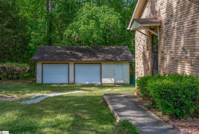 103 Manning Court, Greenwood, SC 29649