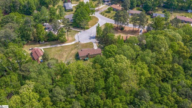 103 Manning Court, Greenwood, SC 29649