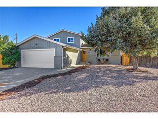 28 Pennwood Ln, Pueblo, CO 81005