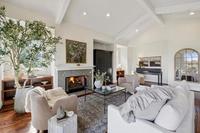 1450 Lakeview Court, San Martin, CA 95046