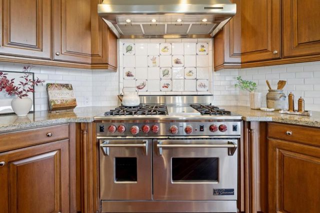 1450 Lakeview Court, San Martin, CA 95046