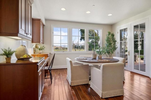 1450 Lakeview Court, San Martin, CA 95046