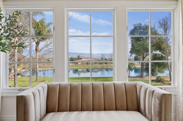 1450 Lakeview Court, San Martin, CA 95046