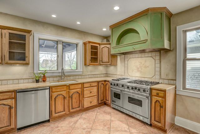 23 Fort Mitchell Avenue, Covington, KY 41011