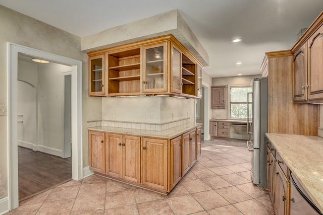 23 Fort Mitchell Avenue, Covington, KY 41011