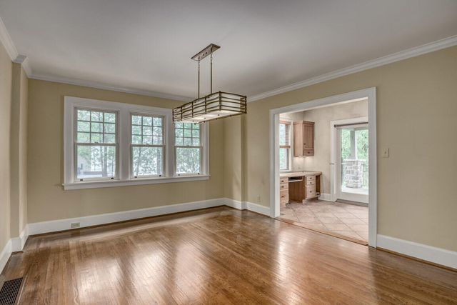 23 Fort Mitchell Avenue, Covington, KY 41011