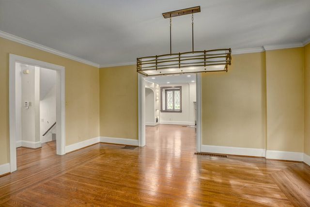 23 Fort Mitchell Avenue, Covington, KY 41011