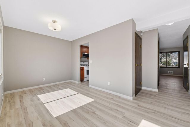 7604 Hampshire Avenue N, Brooklyn Park, MN 55428