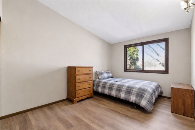 7604 Hampshire Avenue N, Brooklyn Park, MN 55428