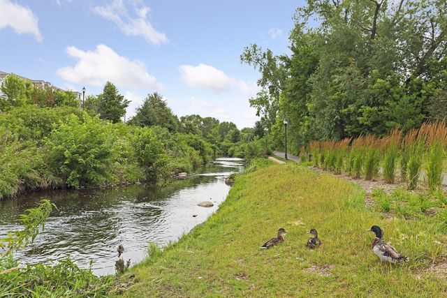 7604 Hampshire Avenue N, Brooklyn Park, MN 55428