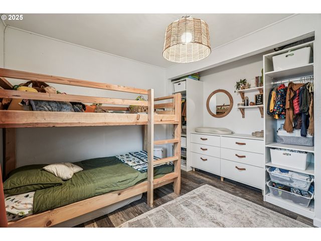 171 Ne 18TH St, Gresham, OR 97030