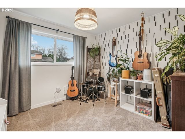 171 Ne 18TH St, Gresham, OR 97030