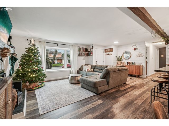 171 Ne 18TH St, Gresham, OR 97030