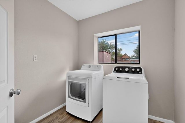 1500 Alamo Avenue SE, Albuquerque, NM 87106