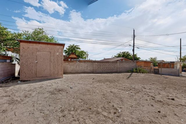 1500 Alamo Avenue SE, Albuquerque, NM 87106