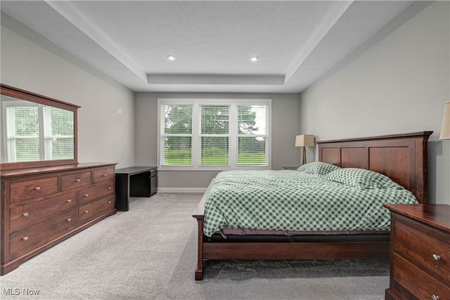 1343 Skyland Falls Boulevard, Hinckley, OH 44233