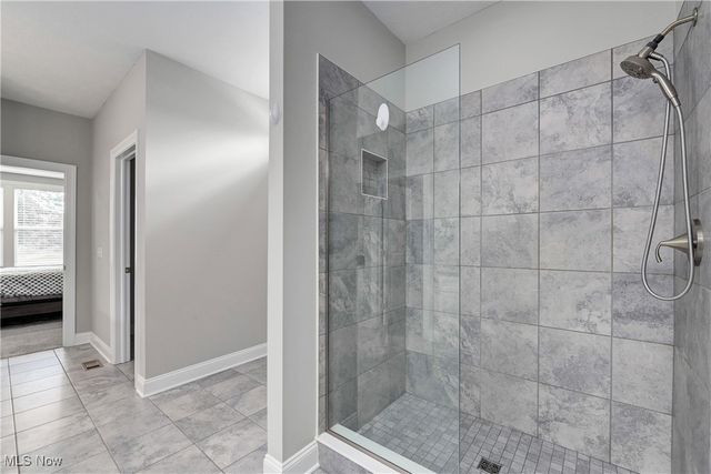 1343 Skyland Falls Boulevard, Hinckley, OH 44233