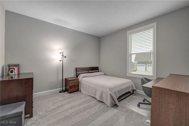 1343 Skyland Falls Boulevard, Hinckley, OH 44233