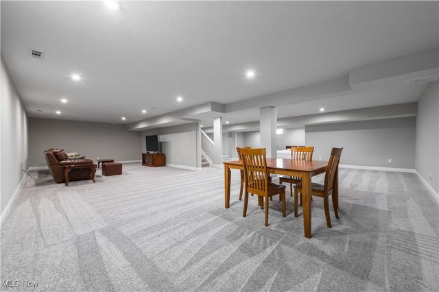 1343 Skyland Falls Boulevard, Hinckley, OH 44233