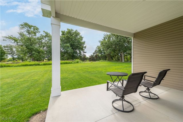 1343 Skyland Falls Boulevard, Hinckley, OH 44233