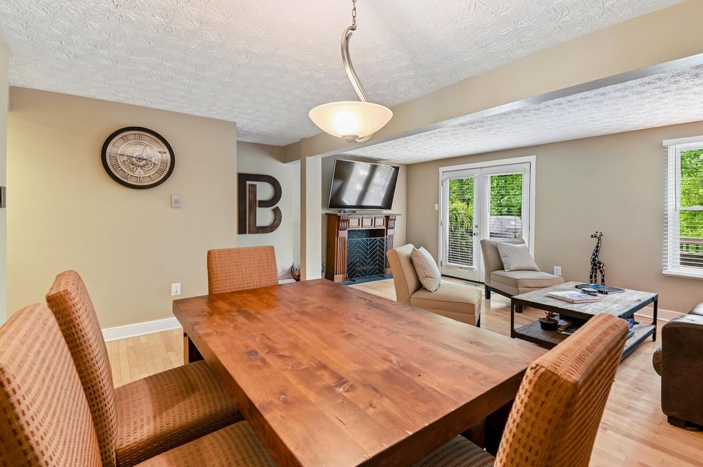 Image 11 of property listing at 553 BAY DALE CT, Arnold, MD 21012