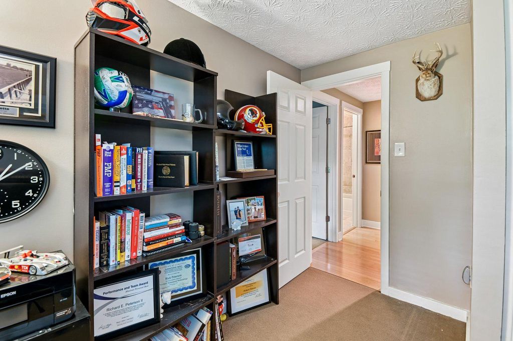 Image 32 of property listing at 553 BAY DALE CT, Arnold, MD 21012