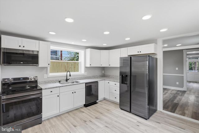 20 SUMMER ST, Hagerstown, MD 21740