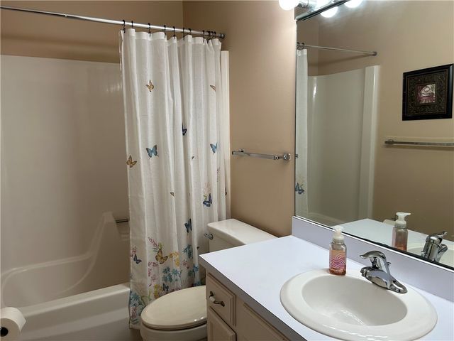 11 Vista Gardens Trail 106, Vero Beach, FL 32962